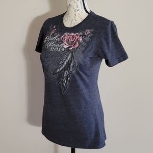 Hot Leathers Rose & Feather Heather Grey Tee Med